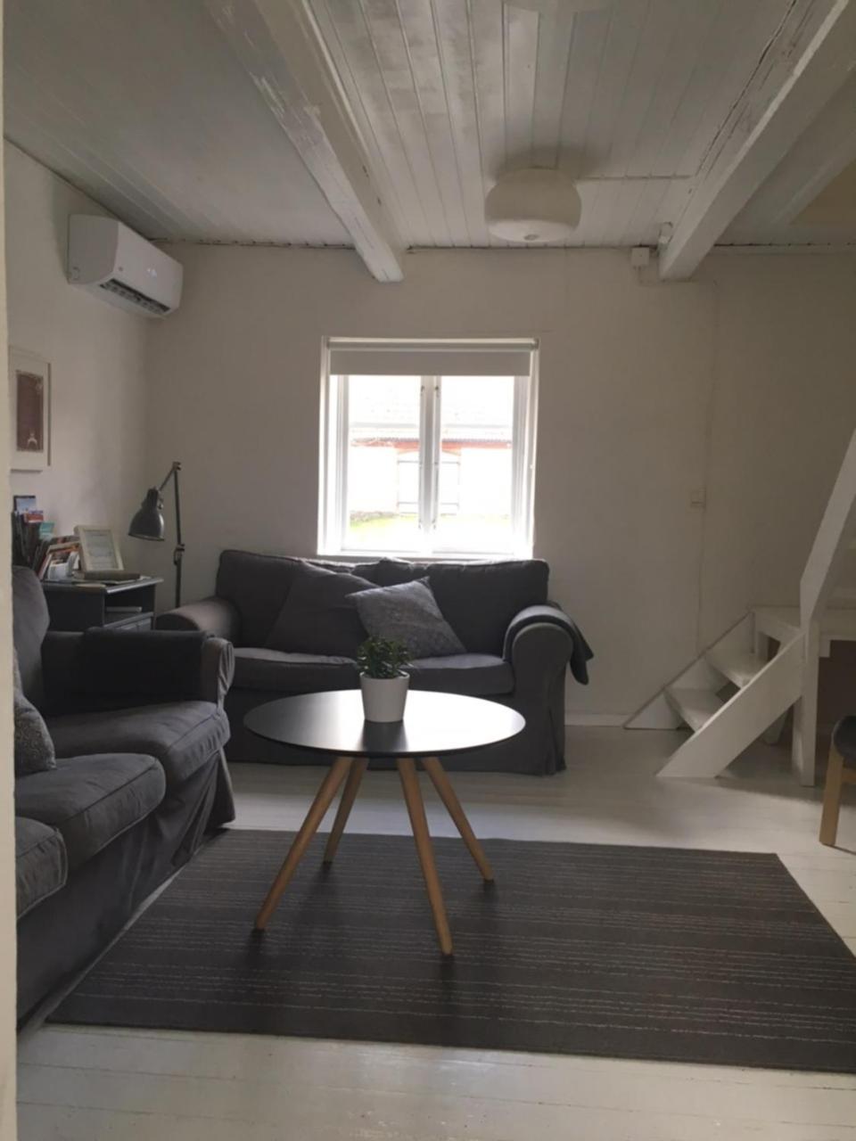 Bed and Breakfast Red Bird Farm Ystad Exteriér fotografie